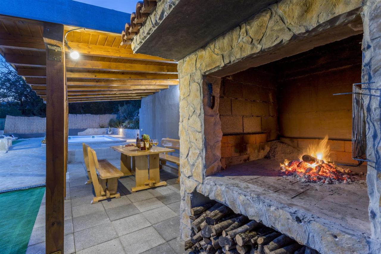 Holiday Home Dijamant Kucice ภายนอก รูปภาพ