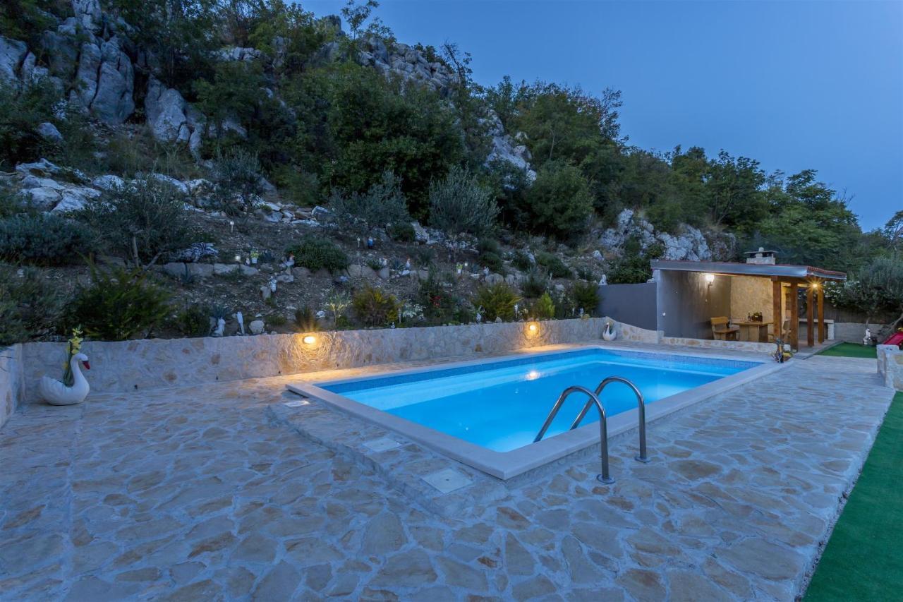 Holiday Home Dijamant Kucice ภายนอก รูปภาพ