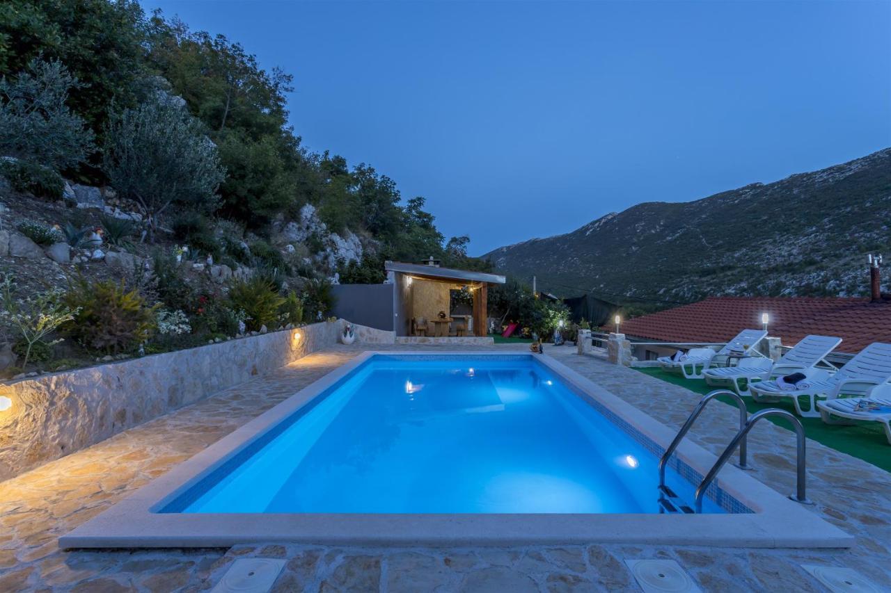 Holiday Home Dijamant Kucice ภายนอก รูปภาพ