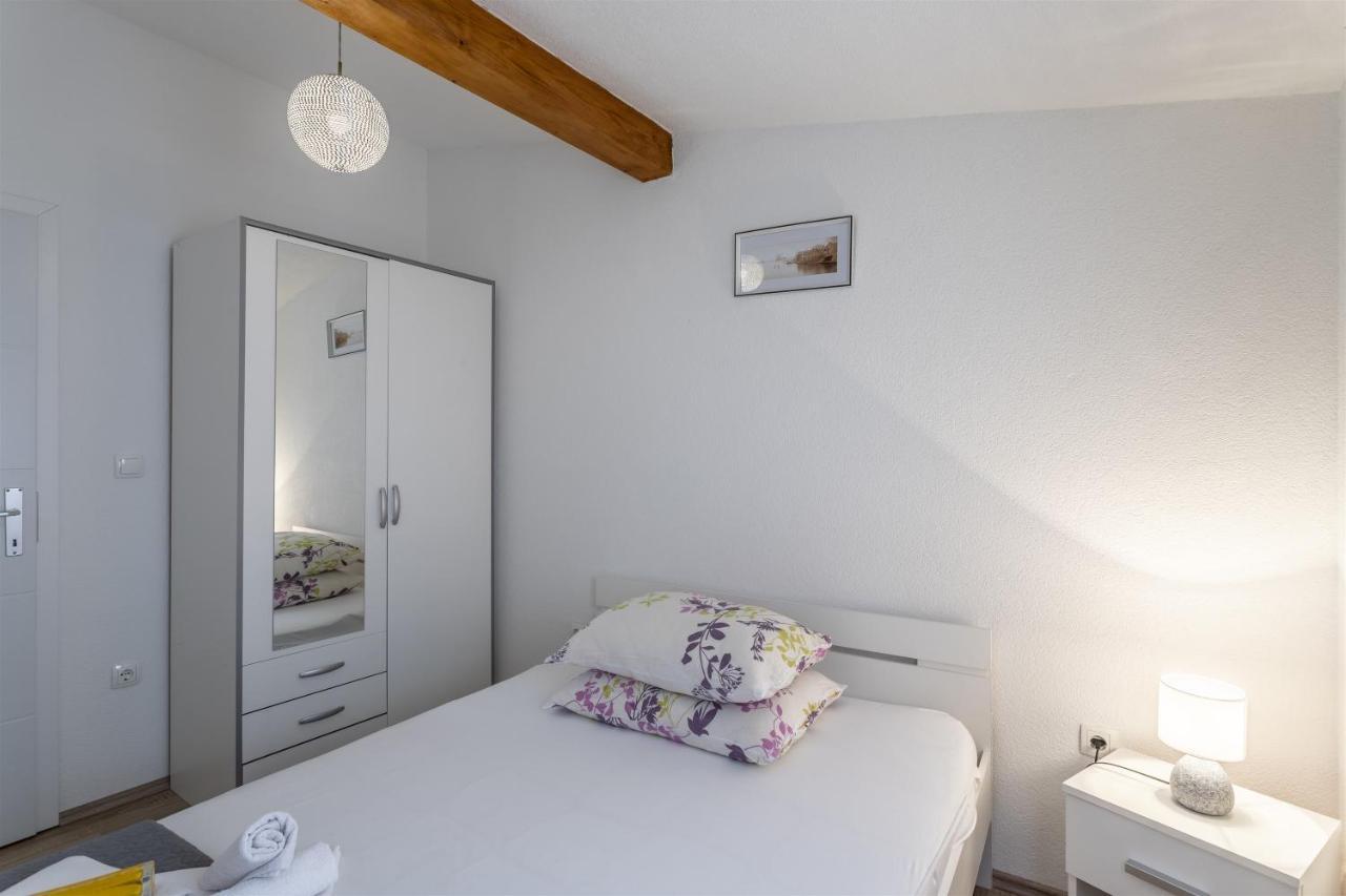 Holiday Home Dijamant Kucice ภายนอก รูปภาพ