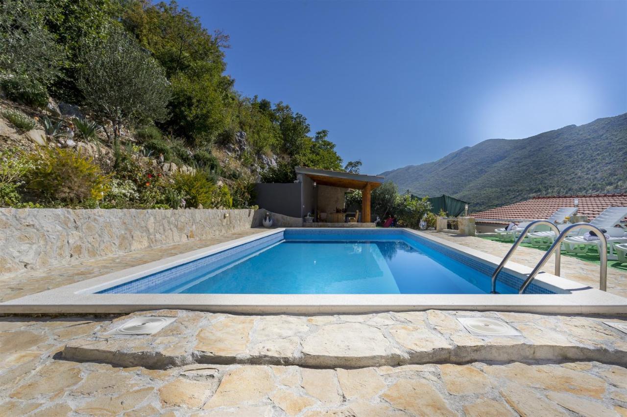 Holiday Home Dijamant Kucice ภายนอก รูปภาพ